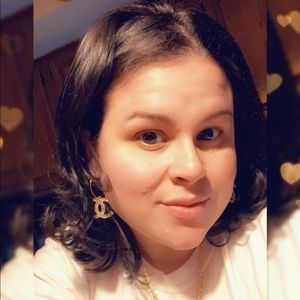 Meet your Posher, Arialys